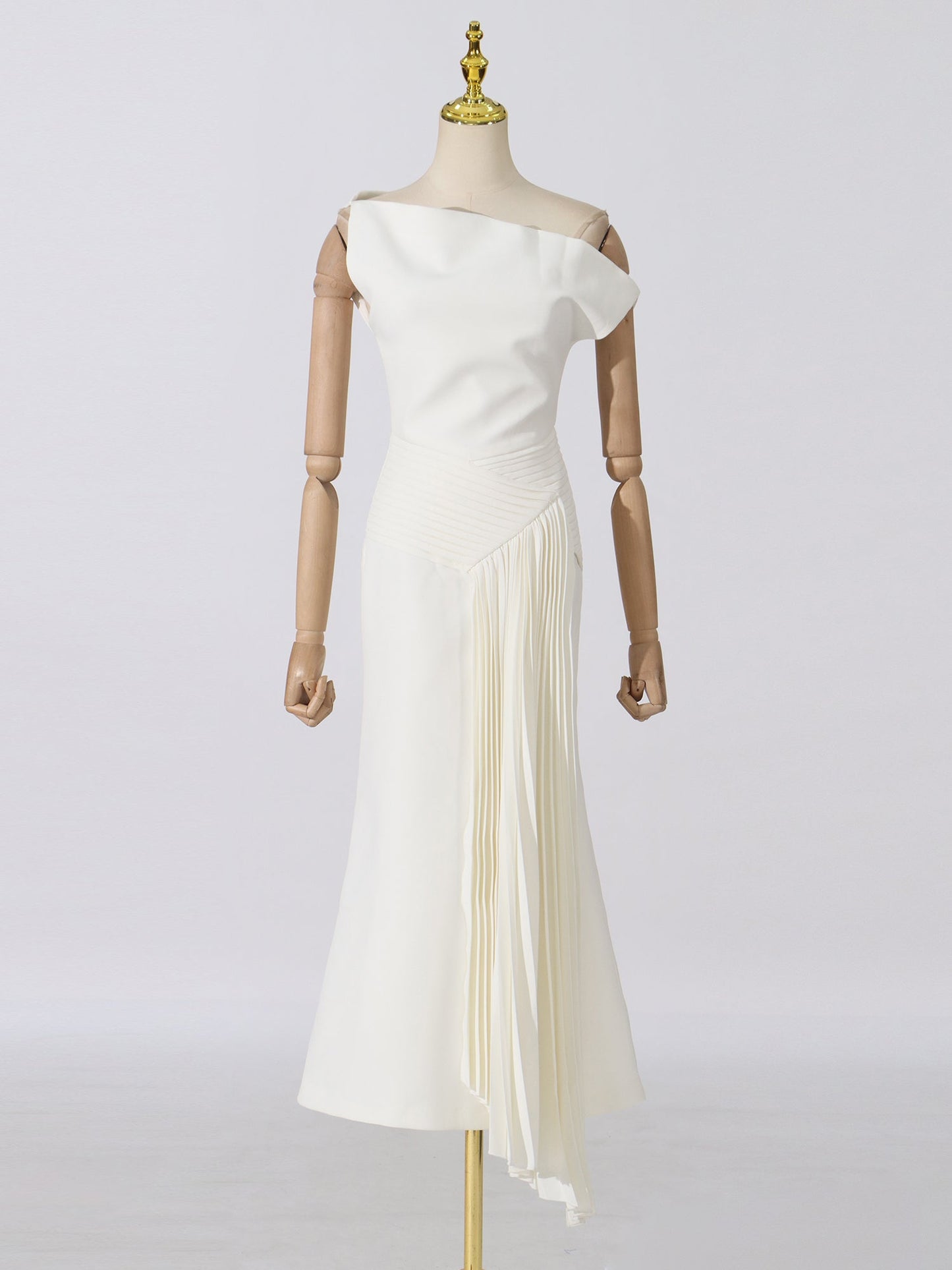 Elegant One - Shoulder Pleated Midi Dress in Cream