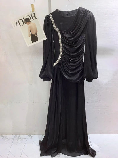 Della Round-Neck Pleated Dress