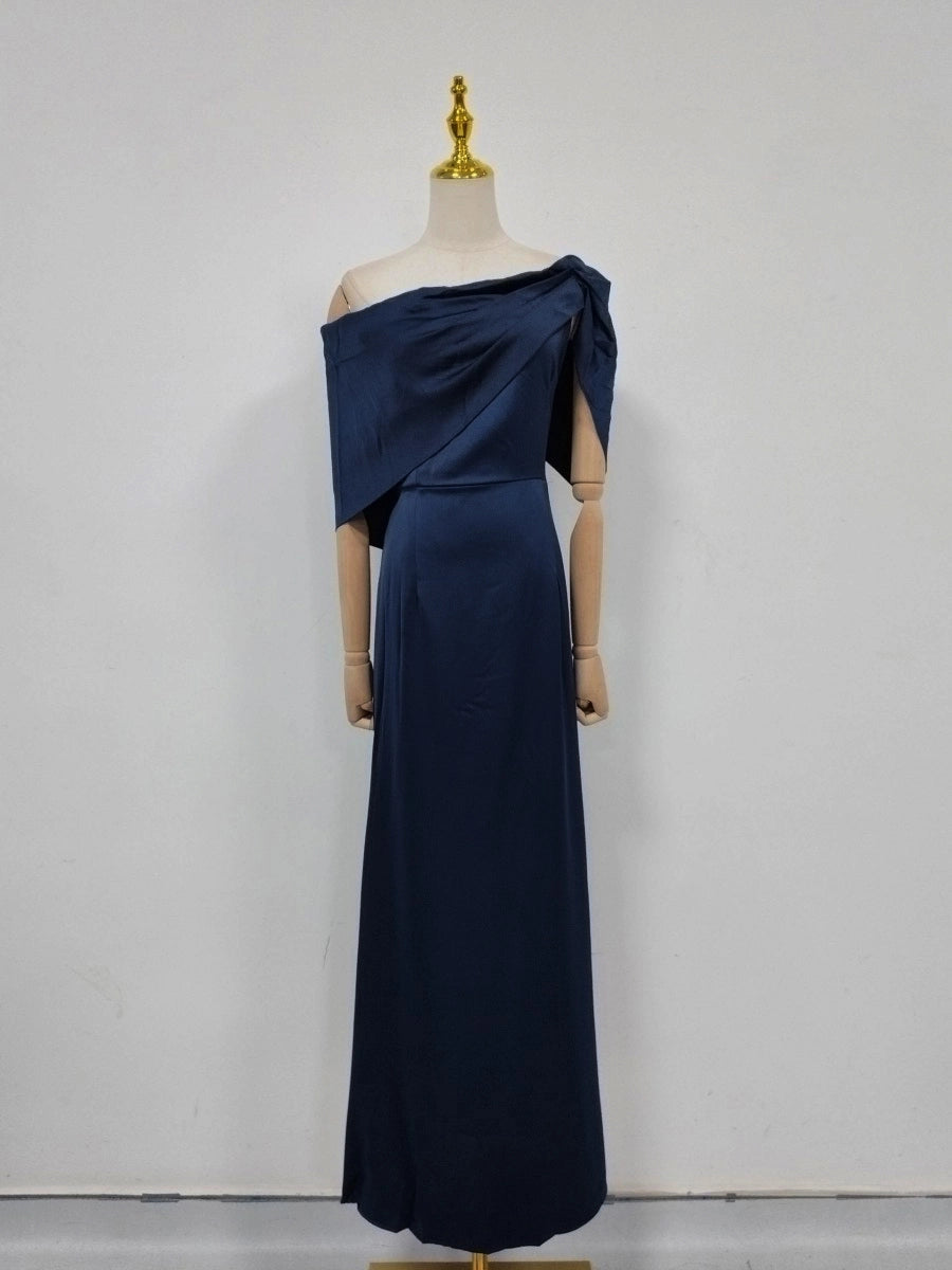 Livia One-Shoulder Lace Dress