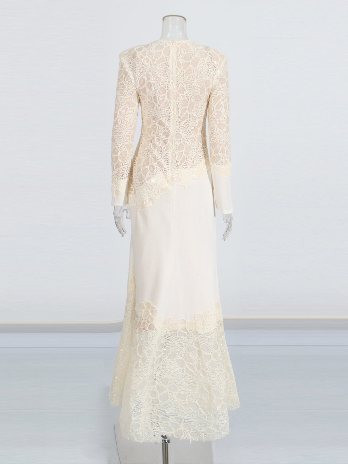 Elegant Cream Lace Long-Sleeve Maxi Dress